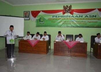 Kankemenag adakan pembinaan ASN guru MI