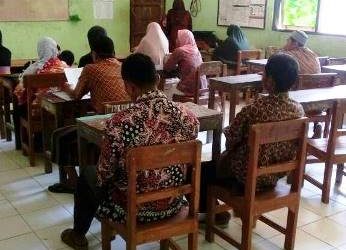 Penerimaan Rapor MTsN Pamotan