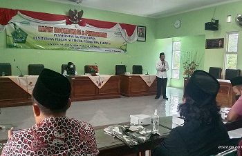 Gus Ulin Bagi-bagi Ilmu Sukses Wujudkan Kemandirian Pesantren