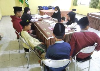 Calon Siswa Berbondong-bondong Daftar ke MTsN 2 Rembang