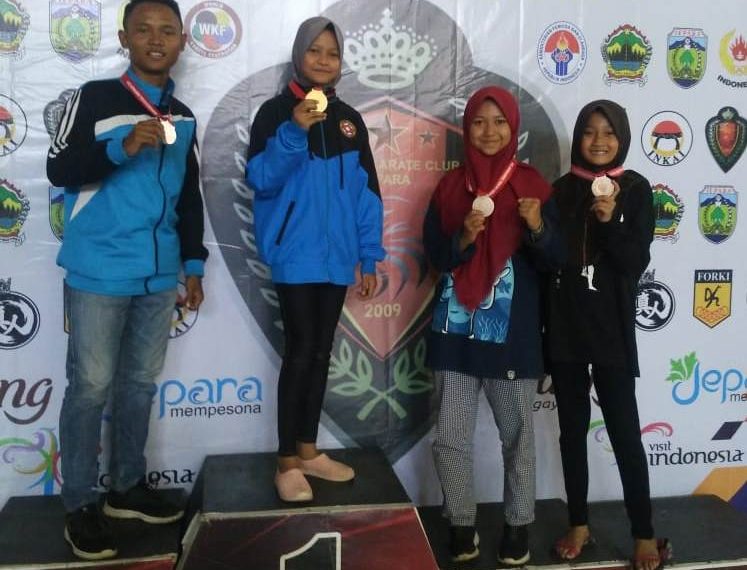 Zahrotul Auliya, juara I  Garuda Karate National Champion ship