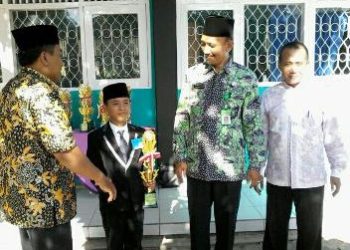 Dua MI di desa kecil juara Di Aksioma MI
