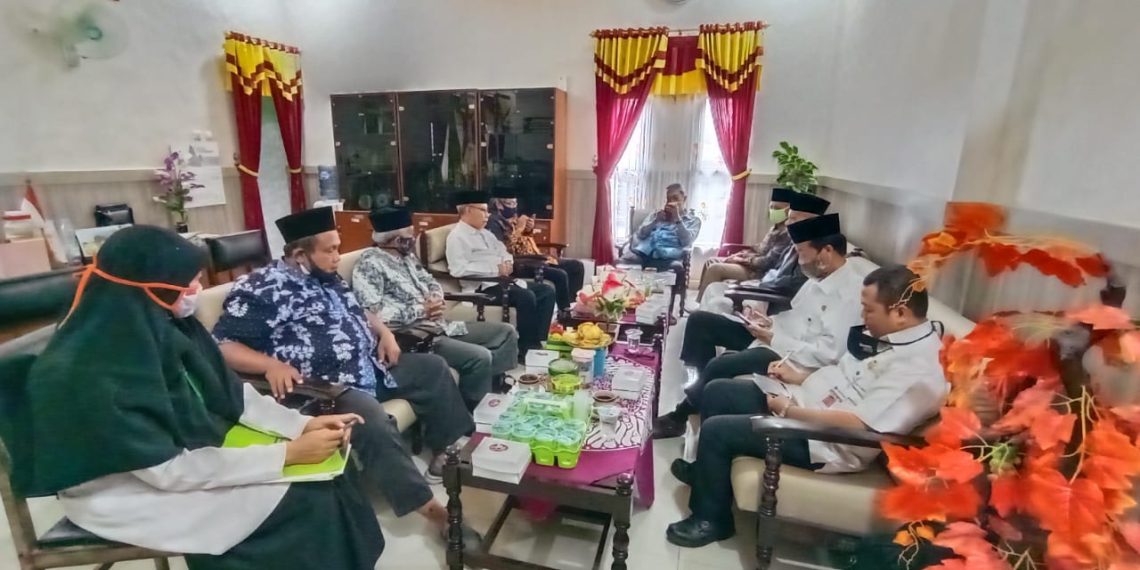 BWI dan Kanwil Kemenag berikan pembinaan wakaf