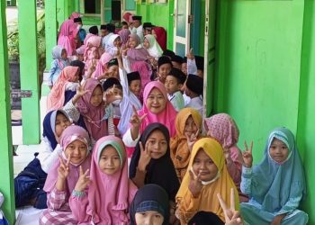 MIN 2 Rembang Adakan Santunan Yatim Piatu