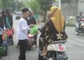 Tebar Kebaikan di Bulan Ramadan, MTs Negeri 2 Rembang Berbagi Takjil