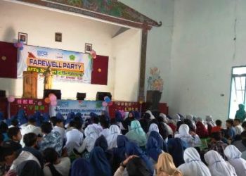Tingkatkan kualitas siswa, MTsN 5 Rembang adakan English Camp