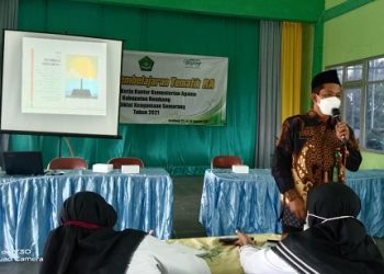 Pelatihan IT Bagi Guru RA dan Penyuluh
