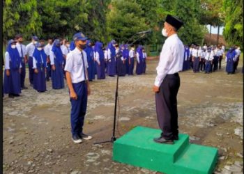 Masrum Sampaikan Pesan Perdana kepada Siswa MTsN 3 Rembang
