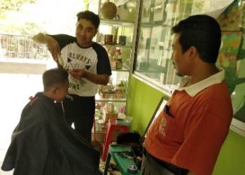MTs N 4 Rembang sidak siswa tak rapi rambut