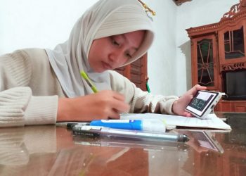 Siswa MTsN 4 Rembang Belajar Matematika Via Online