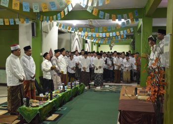 Tunjukkan Bakat, Ponpes Al-Anwar Tampilkan Drama Berbahasa Arab