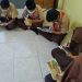 Siswa Adakan Praktikum Lukis Panel