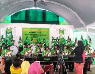Lomba Hadroh MA Riyadl Berlangsung Semarak