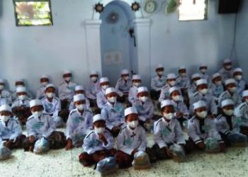 MI An-Nashriyah Gelar Khitan Massal