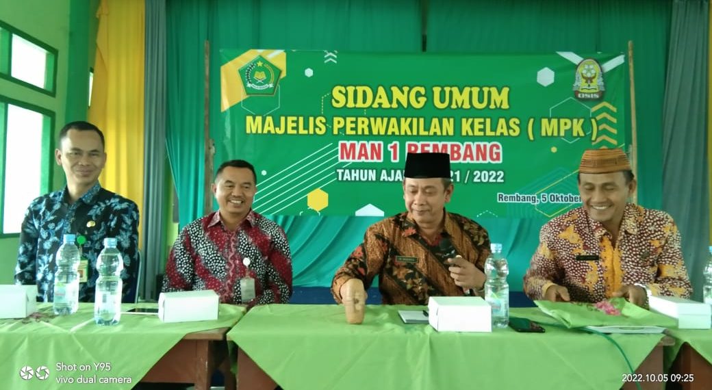 Latih Demokrasi, Kepala MAN 1 Rembang Buka Sidang Umum MPK