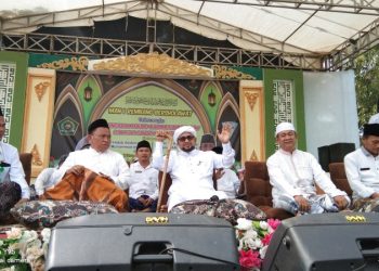 MAN 1 Rembang Gelar Gema Sholawat Bersama Habib Abdurrahman Al Atthos