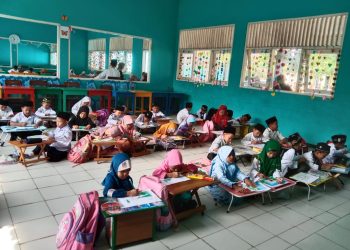 Peringati Hari Santri, MIN 1 Rembang Gelar Lomba Mewarnai
