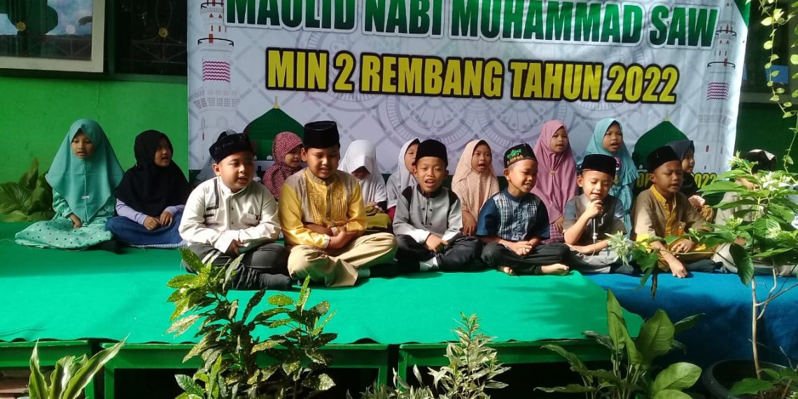 MIN 2 Rembang Gelar Maulid Nabi