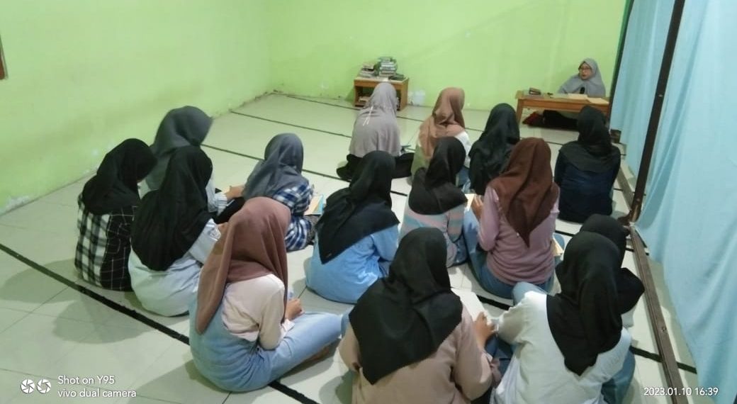 Tingkatkan Pengetahuan Agama, Siswa MAN 1 Rembang Ikuti Kajian Kitab Irsyadul Ibad
