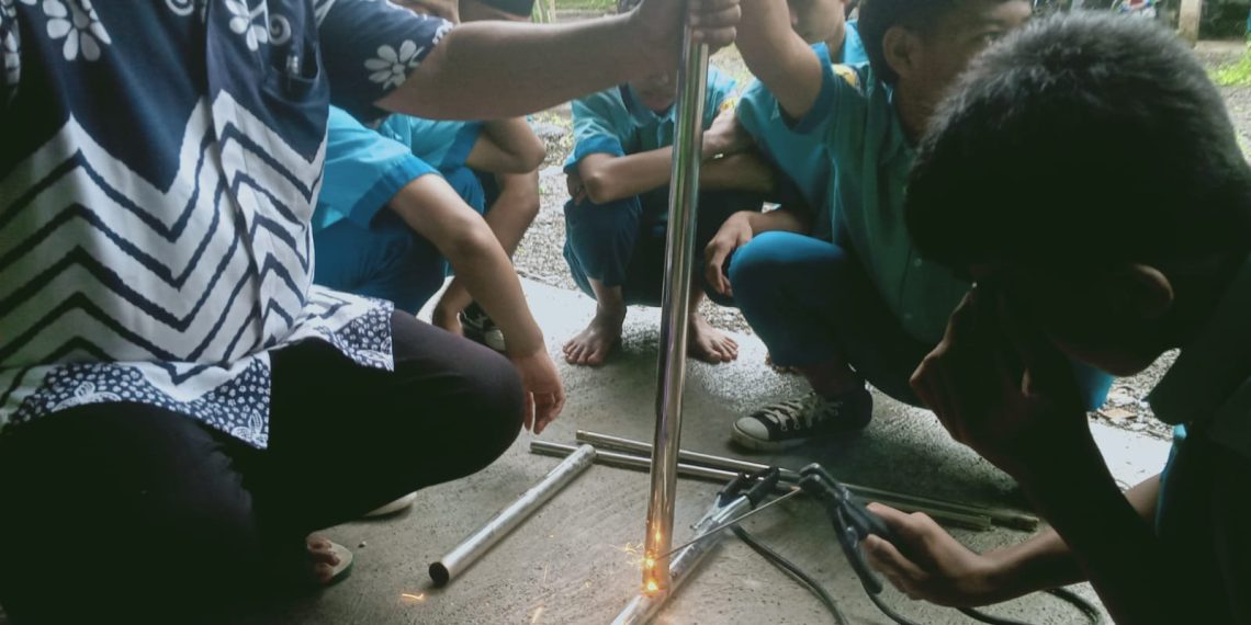 MTs Negeri 2 Rembang Bekali Ketrampilan Teknik Las