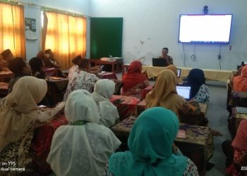 Antusiasme Guru MAN 1 Rembang Ikuti Kegiatan Diseminasi IKM