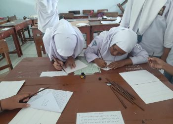Asah Keterampilan Peserta Didik, Guru Bahasa Arab MAN 1 Rembang Kenalkan Pena Handam