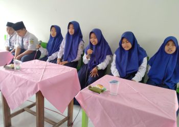 Siswa MTsN 3 Rembang Hafalan Alquran di depan Ortu