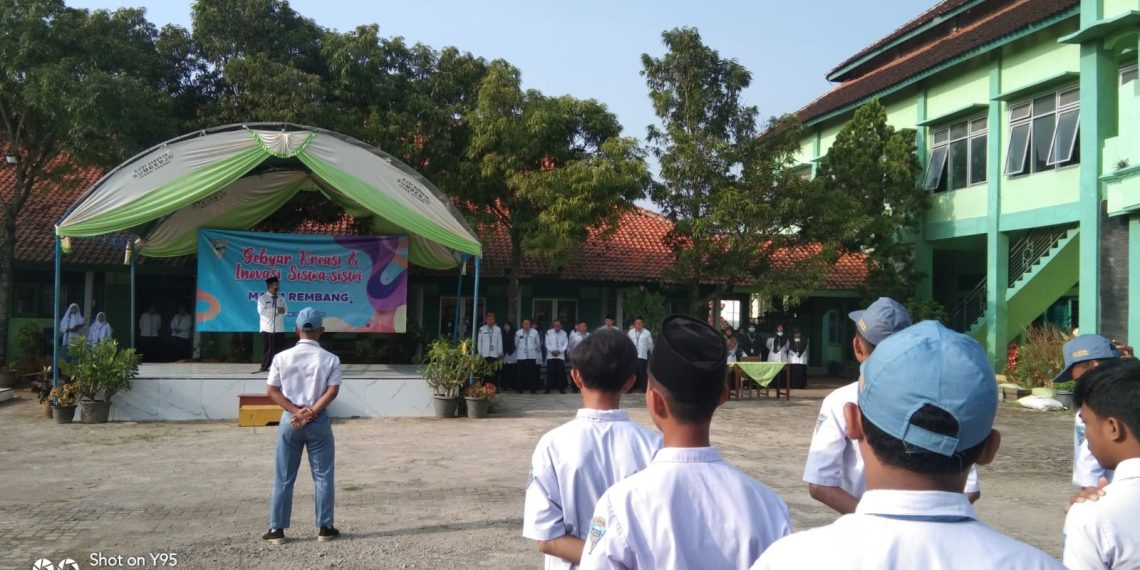 MAN 1 Rembang Gelar Gebyar Kreasi dan Inovasi Siswa-Siswi