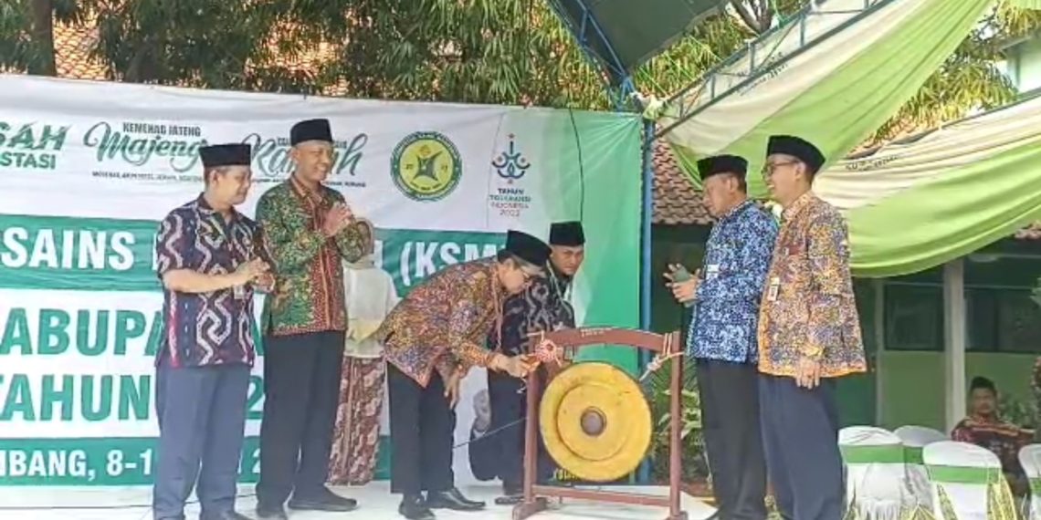 Plh Kakanmenag Buka KSM 2023, 549 Siswa Berjibaku Kerjakan Soal