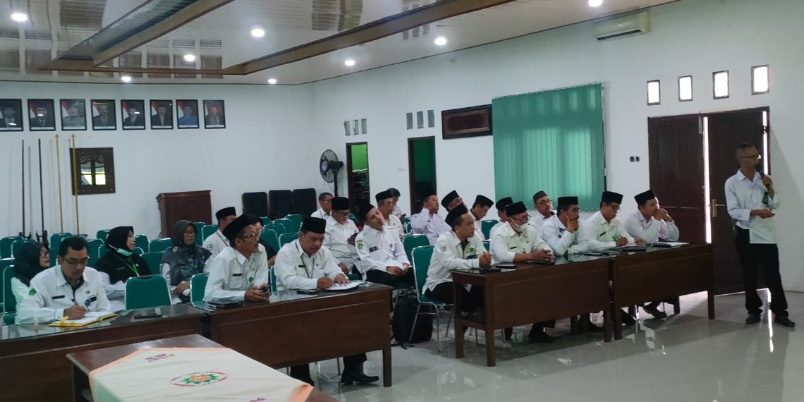 Plh Kakankemenag Harapkan ASN Lebih Disiplin dengan Presensi Online Pusaka