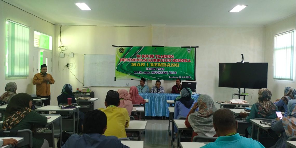 Mantapkan IKM, MAN 1 Rembang Gelar IHT IKM