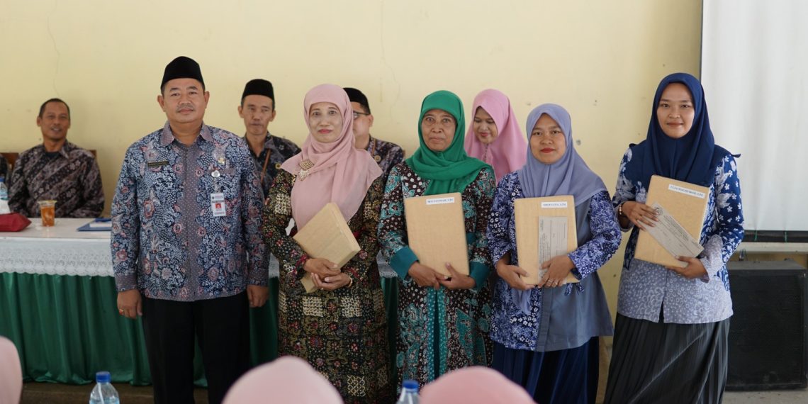 MTsN 1 Rembang Adakan Pelepasan Tenaga Pendidik, Ini Pesan Kepala Madrasah