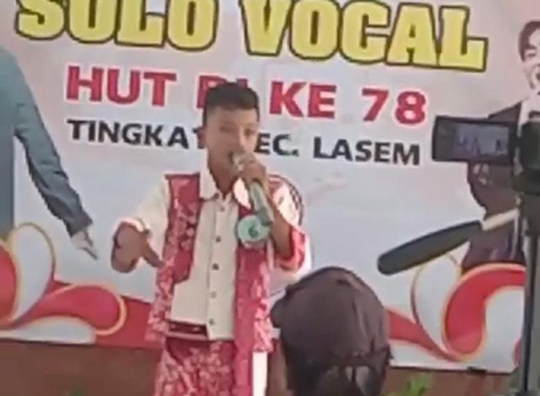 MTsN 1 Rembang Sabet Juara Lomba Gerak Jalan dan Solo Vocal