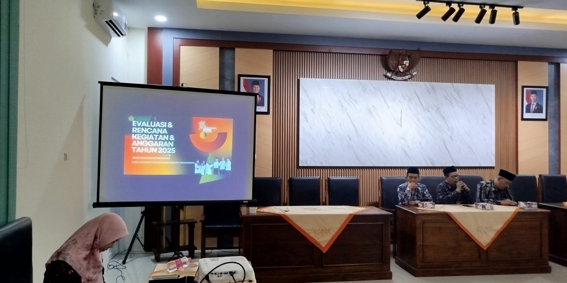 Kakankemenag : Guru Harus Menjadi Inspirasi dan Pelopor Akhlakul Karimah