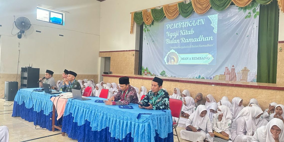 Diikuti Ribuan Peserta, MAN 2 Rembang Semarakkan Bulan Ramadan dengan Kegiatan Ngaji Kitab Klasik
