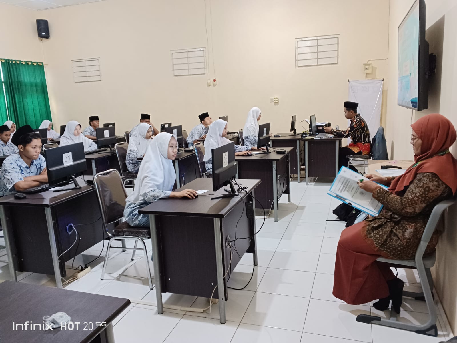 772 Siswa MA Ikuti Asesmen Nasional 2025