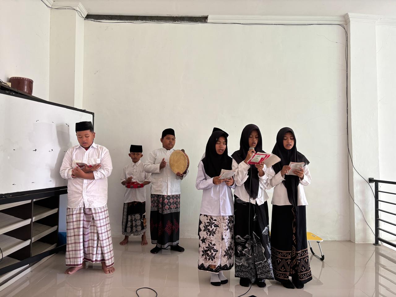 Spirit Hari Santri 2025, MTs N 4 Rembang Gelar Beragam Lomba