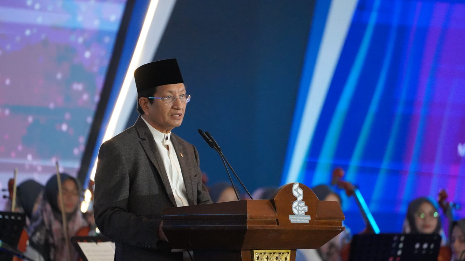Bertolak ke Vatikan, Menag Hadiri Pertemuan Nasional untuk Perdamaian