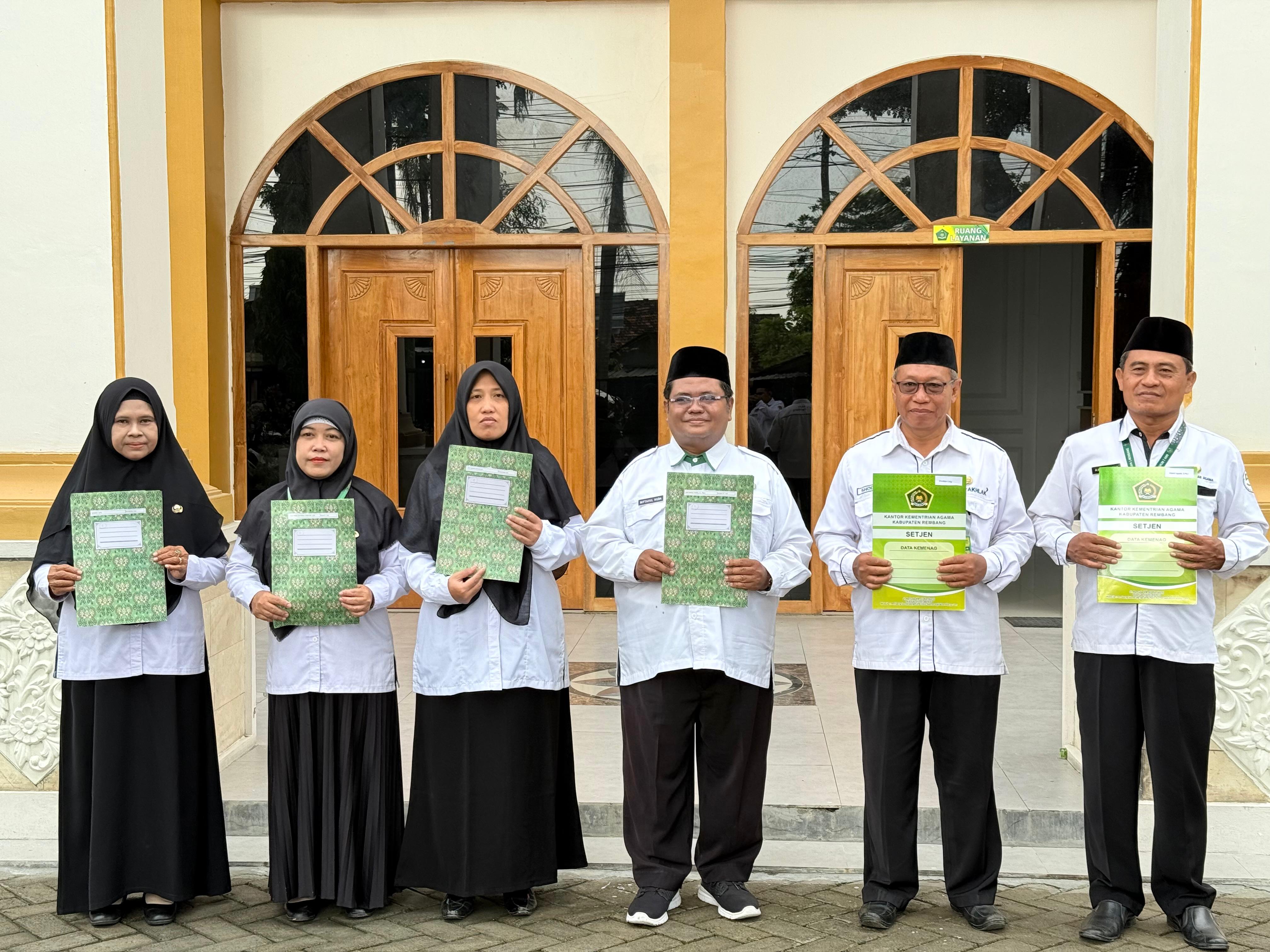 2 ASN Guru Masuki Masa Purna Tugas, Ini Pesan Kakankemenag